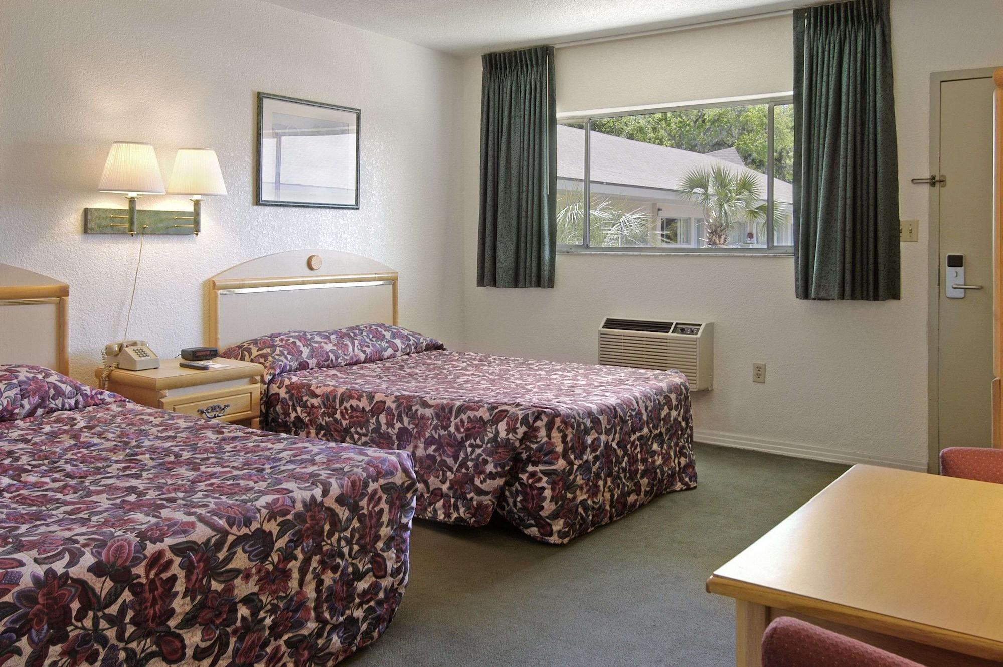 University Inn Gainesville Zimmer foto