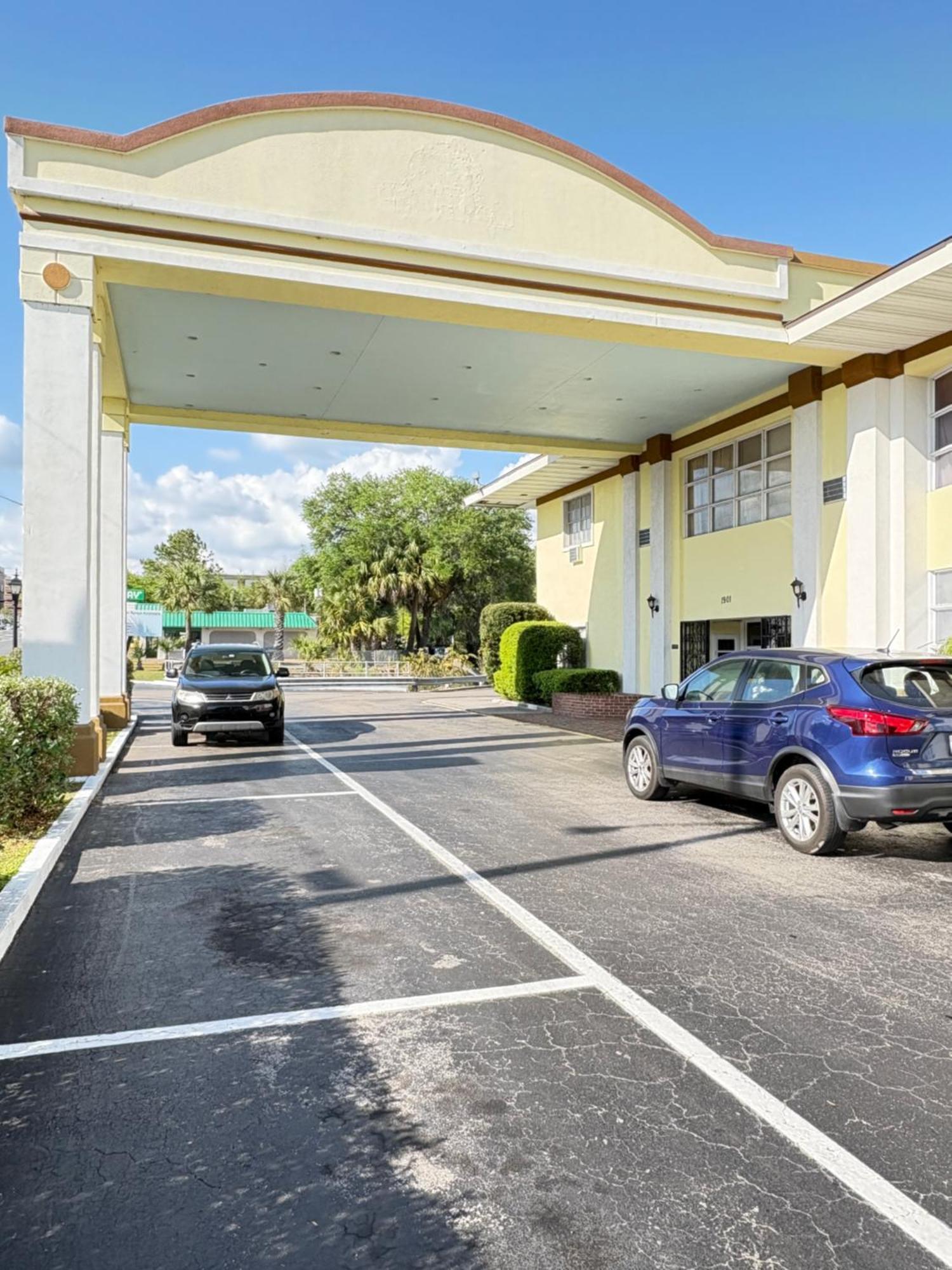 University Inn Gainesville Exterior foto
